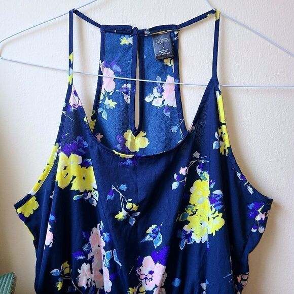 City Streets Floral Print Romper - Picture 11 of 13